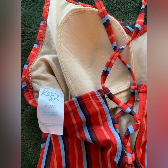 One Piece Swimsuit - Picture 4 of 5